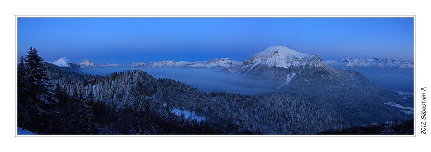 Pinea_050_PANO-border.jpg - Du Charmant Som à Chamechaude : le silence !