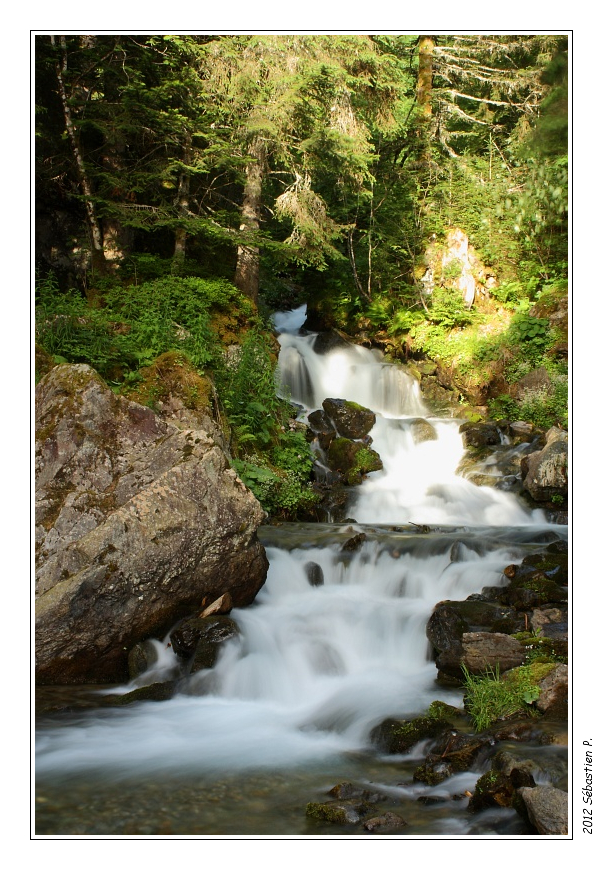 Lac_de_Crop_054.jpg - Cascade du pont de la Bette